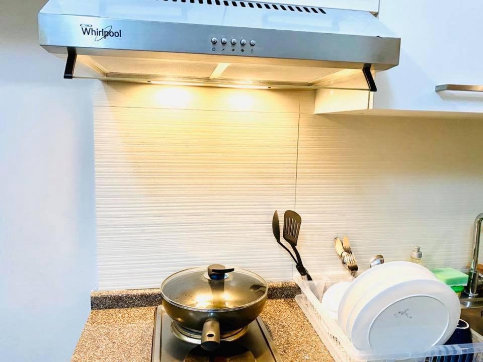 The Sentinel Residences Suite Manila Zewnętrze zdjęcie